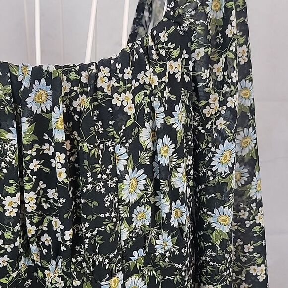 Live to be Spoiled Floral Long Sleeve Dress Mini Length Women's Size M - Picture 4 of 12